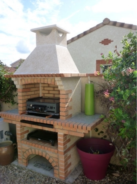 Picture of Traditional Brick BBQ CE2070F