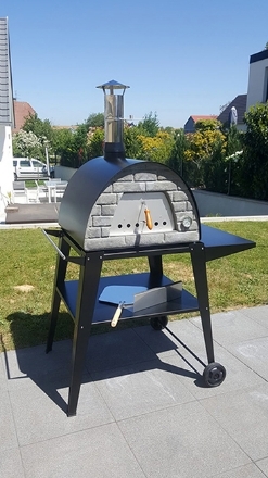 Picture of Pizza Oven Black MAXIMUS With Atlas Black Stand