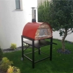 Picture of Wood Pizza Oven Red MAXIMUS ARENA-Black Stand