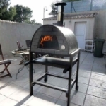 Picture of Portable Wood Burning Pizza Oven Black MAXIMUS-Welt Black Stand