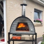 Picture of Portable Wood Burning Pizza Oven Black MAXIMUS-Welt Black Stand