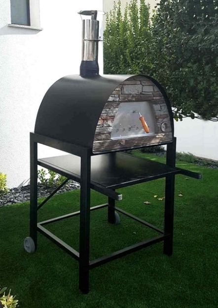 Picture of Portable Wood Pizza Oven Black MAXIMUS ARENA-Welt Black Stand