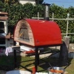 Picture of Pizza Oven Red MAXIMUS PRIME ARENA with Parma Black Stand