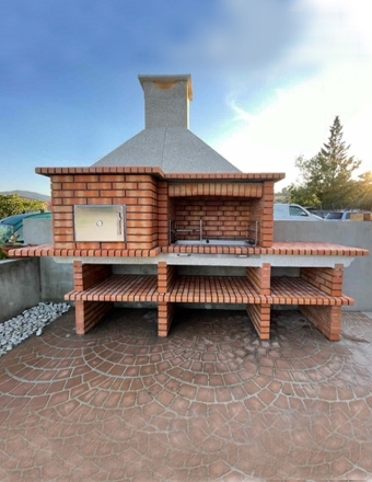Picture of Handmade Barbecue and Oven AV5900F