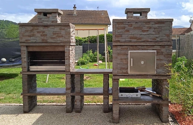 Picture of Stone Barbecue With Oven AV290F